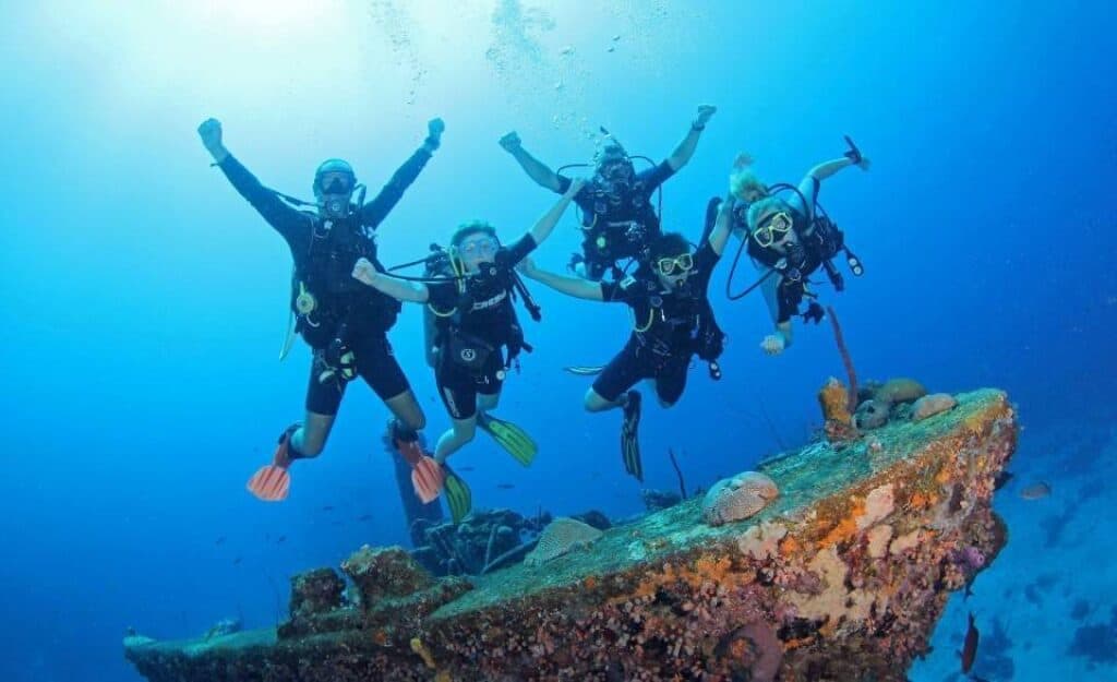 Dive into Adventure: PADI Open Water Course at Tug Divers Curaçao