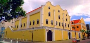 Mikve Israel Emanuel Synagogue