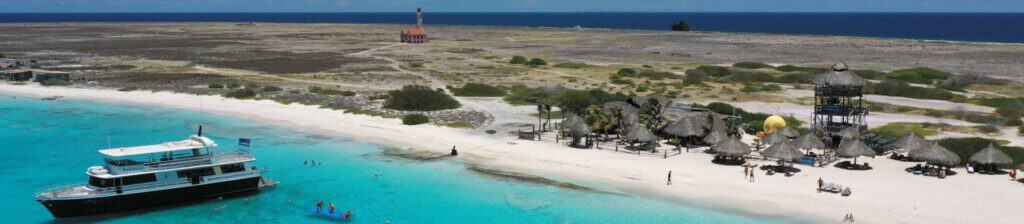 Discover the Ultimate Day Trip with Mermaid Boat Tours in Curaçao