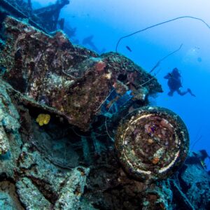 Dive Deeper with the Advanced Open Water Course in Curaçao