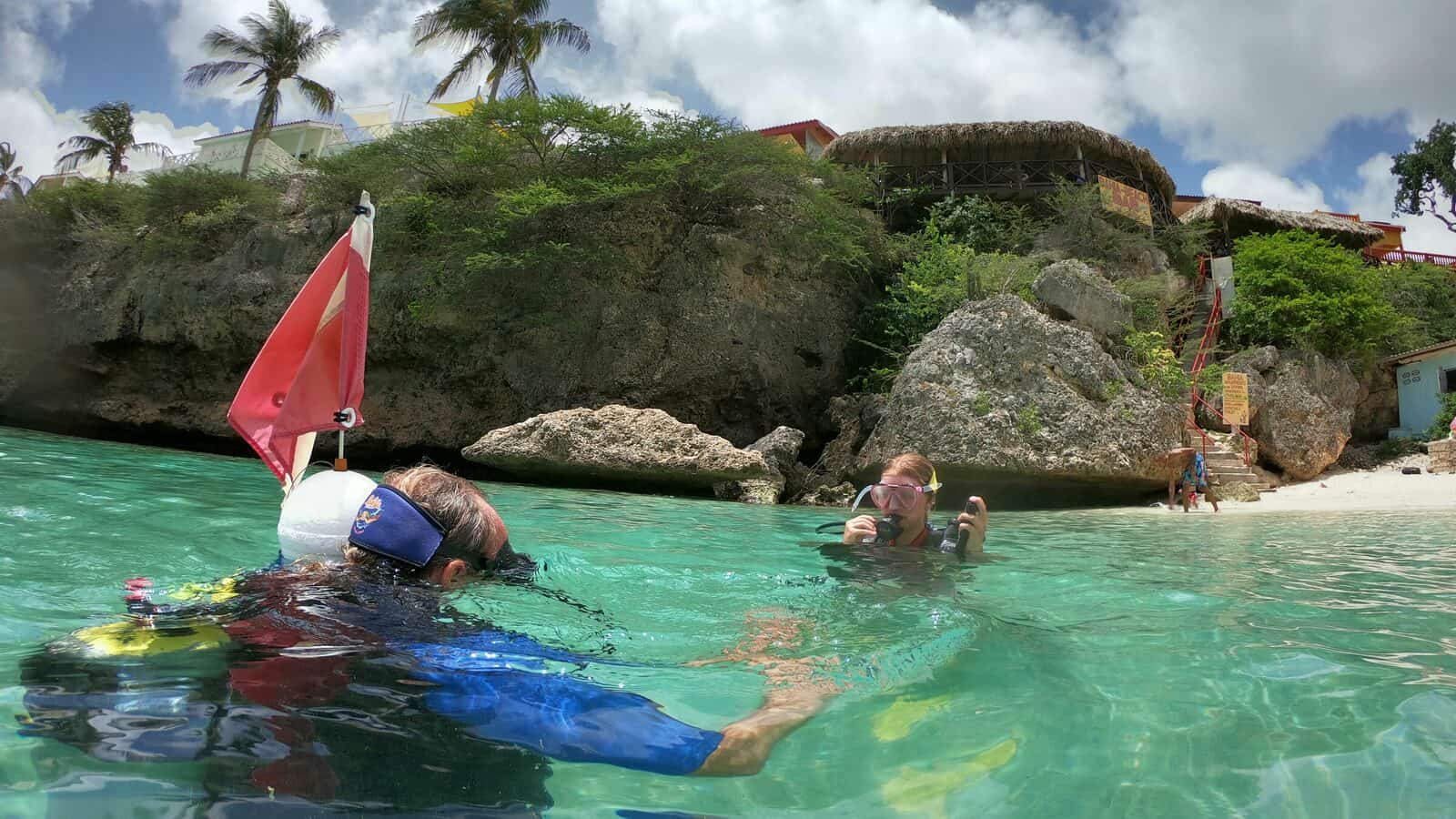Duik in avontuur met Bahia Dive Resort bij Playa Lagun, Curaçao