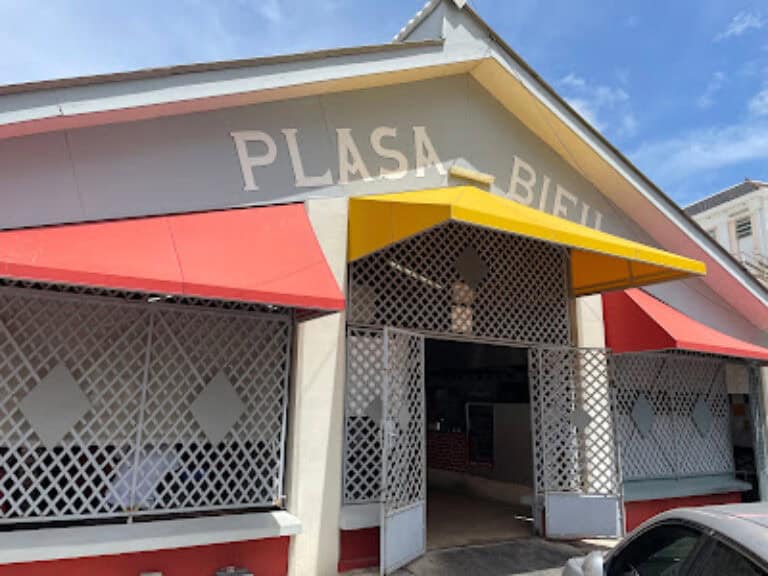 Old Market - Plasa Bieu