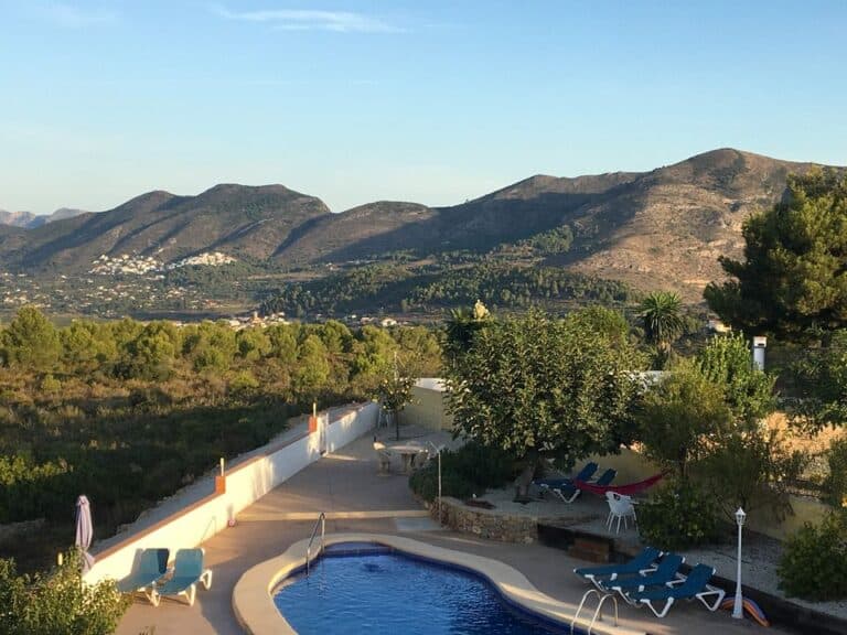 Sun Sea Sleep Apartments, B&B, Villa