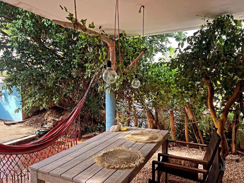 Tropical Breeze Apartments