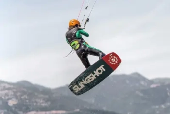 Descubre la emoción de las clases de kitesurf en Curazao